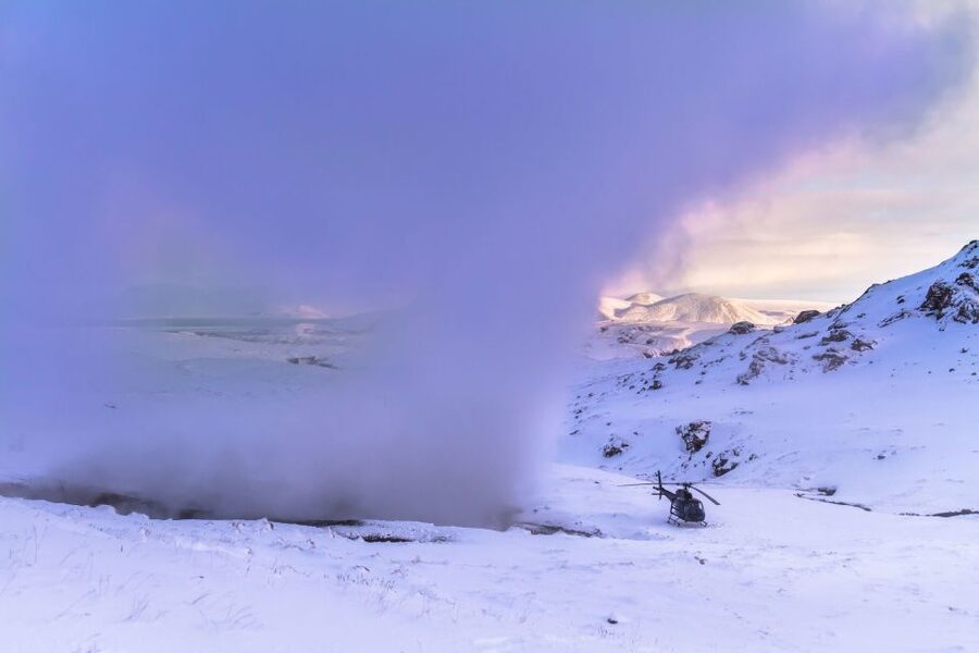 1-Hour Helicopter Tour in Iceland: The Geothermal Tour - The first views: Reykjavik, mountains, and hot springs