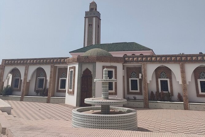 3 in 1 = city tour half day + camel ride 2hours + hammam massage 2hours - A brief look at Mohamed V Mosque