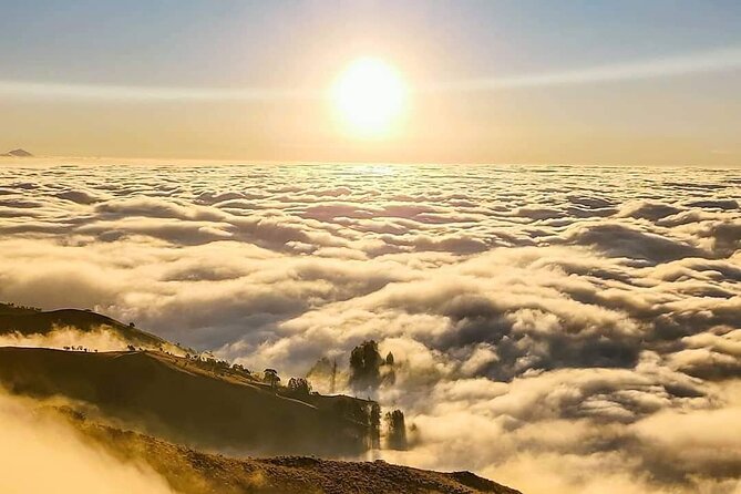 3D/2N Rinjani trekking summit,lake and hot springs. - What the price includes, and what it does not
