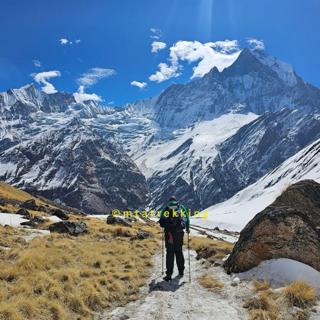 5-Day Annapurna Base Camp Trek with Natural Hot Springs - Tea houses, meals, and what your $320 covers