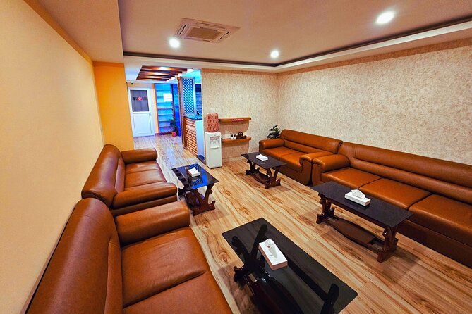 6 Hours Spa Package in Kathmandu (Massage, Sauna, Steam, Jacuzzi) - A six-hour pause in the middle of Thamel