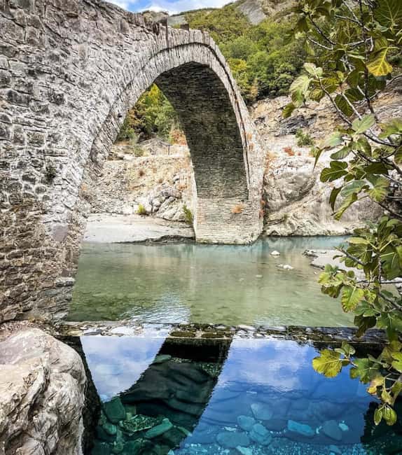 A Day in Permet: Swim in Thermal Baths and Langarica Canyon - Guides, group size, and the feel of the day