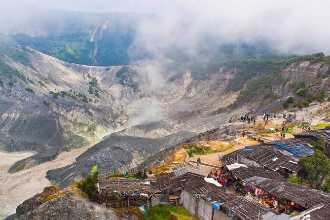 Active Volcano, Rice Field, Hot Spring, Fruit market, Tea Plantation with Lunch - Rice fields near Subang