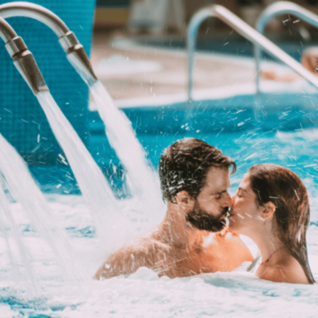 Adeje: Aqua Club Thermal Spa Entry Ticket - The salt floatarium and footbath