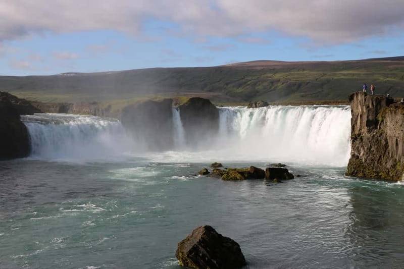 Akureyri: Day Trip to Goðafoss, Lake Mývatn & Nature Baths - Why this Akureyri day trip works