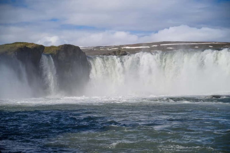 Akureyri: Day Trip to Goðafoss, Lake Mývatn & Nature Baths - Dimmuborgir’s lava pillars and folklore