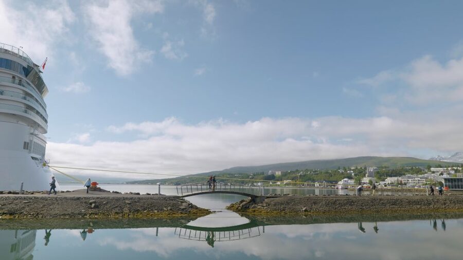 Akureyri Port: Lake Mývatn and Godafoss Waterfall Tour - The long ride back to Akureyri
