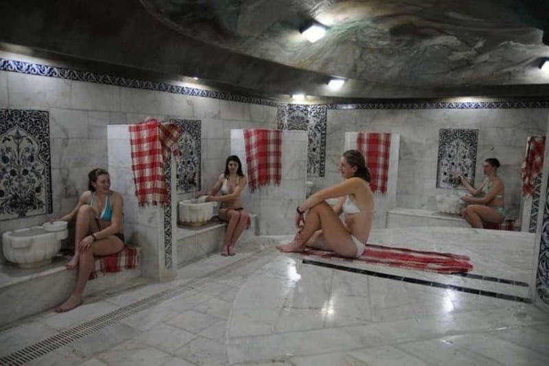 Alanya: Women-Only Turkish Bath Experience with Massage - The 60-minute aromatic oil massage
