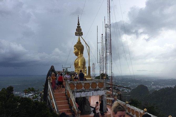 All day Krabi Jungle Tour (Hot Spring Water, Emerald Pool, Tiger Cave Temple) - The Emerald Pool walk and Blue Pool stop