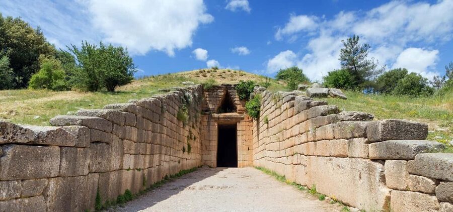 Ancient Corinth, acrocorinth castle and Thermal Spa Day - The Corinth Canal is a short stop with a big view