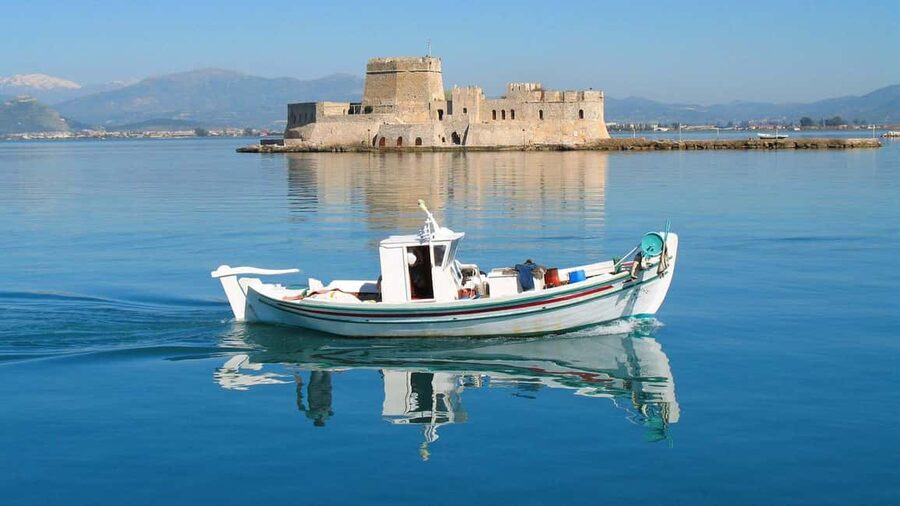 Ancient Corinth, acrocorinth castle and Thermal Spa Day - Acrocorinth puts the castle above everything