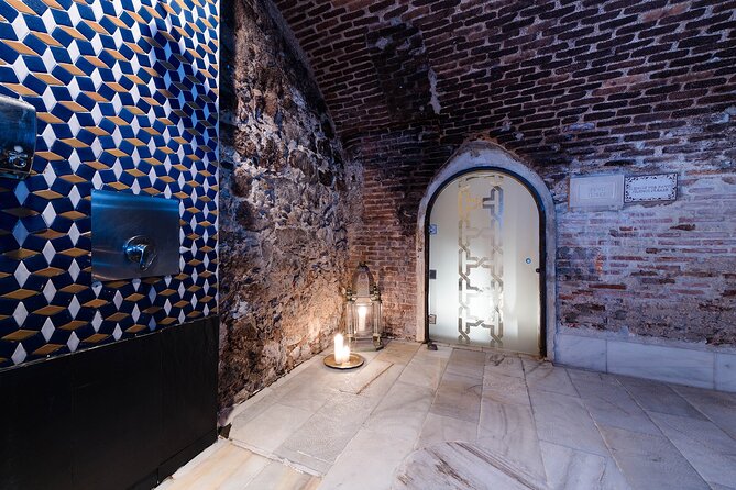 Arabian Baths Experience at Madrid's Hammam Al Ándalus with 45 minutes massage - Warm water, hot water, and the cold plunge
