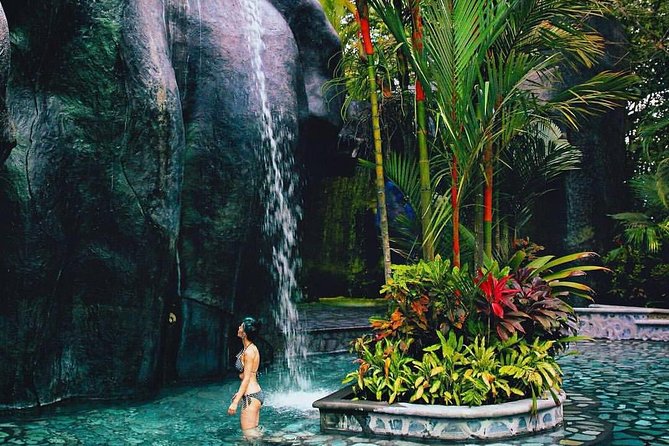 Arenal Volcano and Thermal Hot Springs from San Jose - The road to La Fortuna shows another Costa Rica