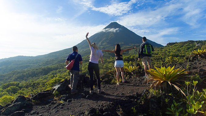 Arenal Volcano Hike Expedition with Optional Hot Springs - Who should book this Arenal walk?