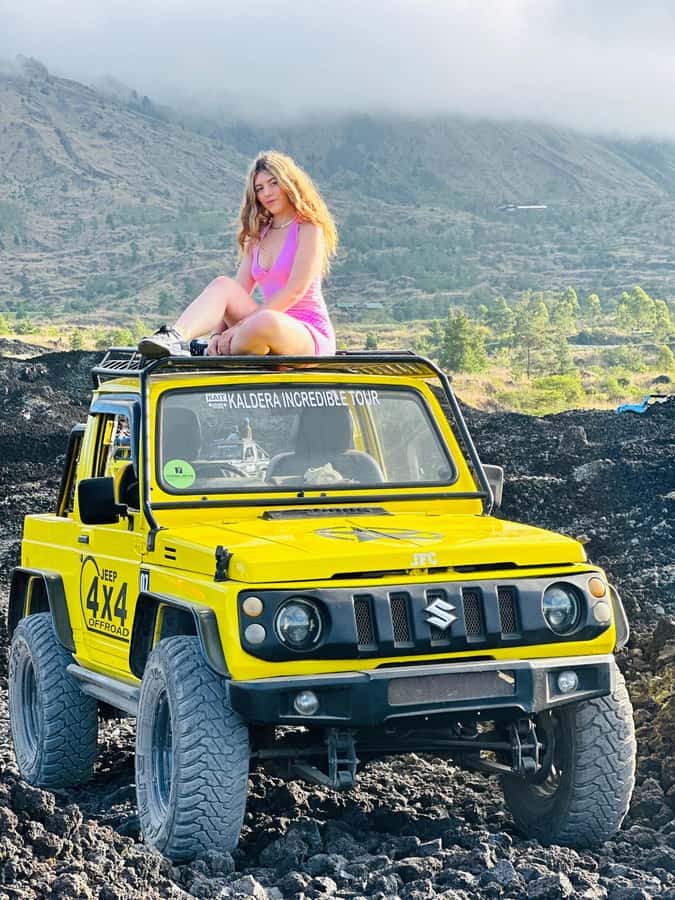 Bali: Day/Sunset Mount Batur 4WD Jeep and Natural Hot Spring - Hotel Pickup, Meeting Points, and Extra Charges