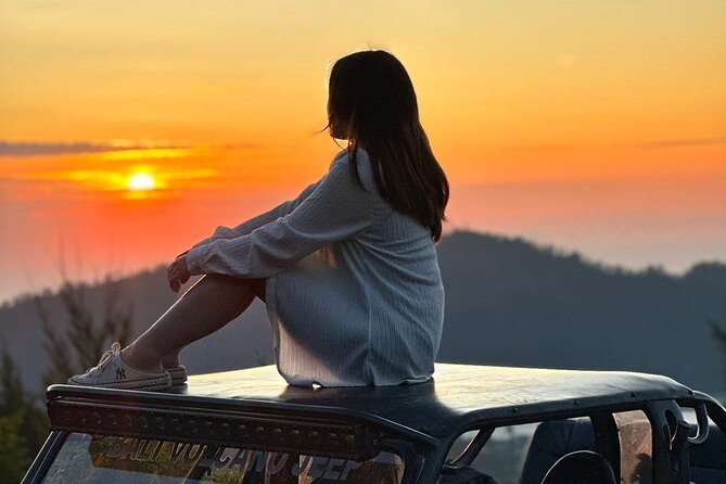 Bali: Mount Batur Jeep Sunrise & Hot Springs - All Inclusive - Sunrise at Mount Batur, With Breakfast in the Jeep