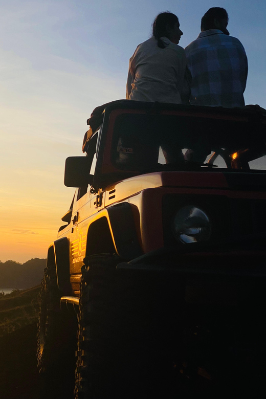 bali: Mount Batur Jeep Sunrise with Breakfast & Hot Spring - Black lava and the story of the volcano