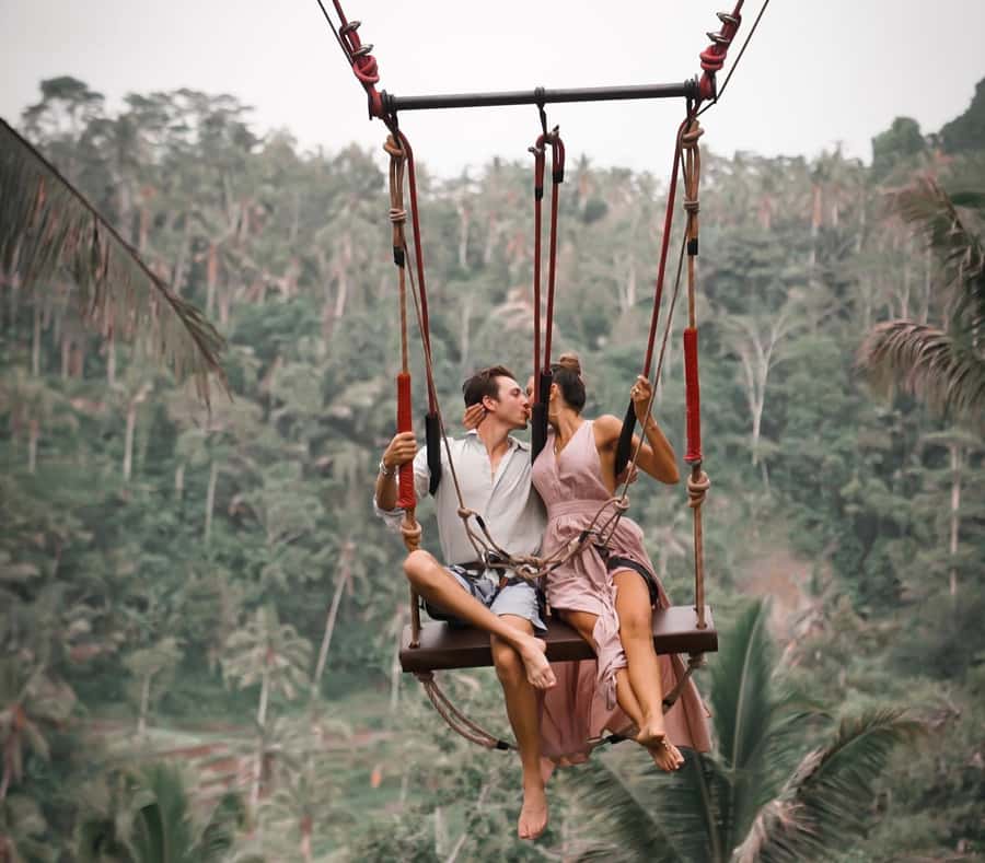 Bali: Mount Batur Sunrise Hike with Breakfast & Hot Spring - Transport, meeting points, and what the price really covers