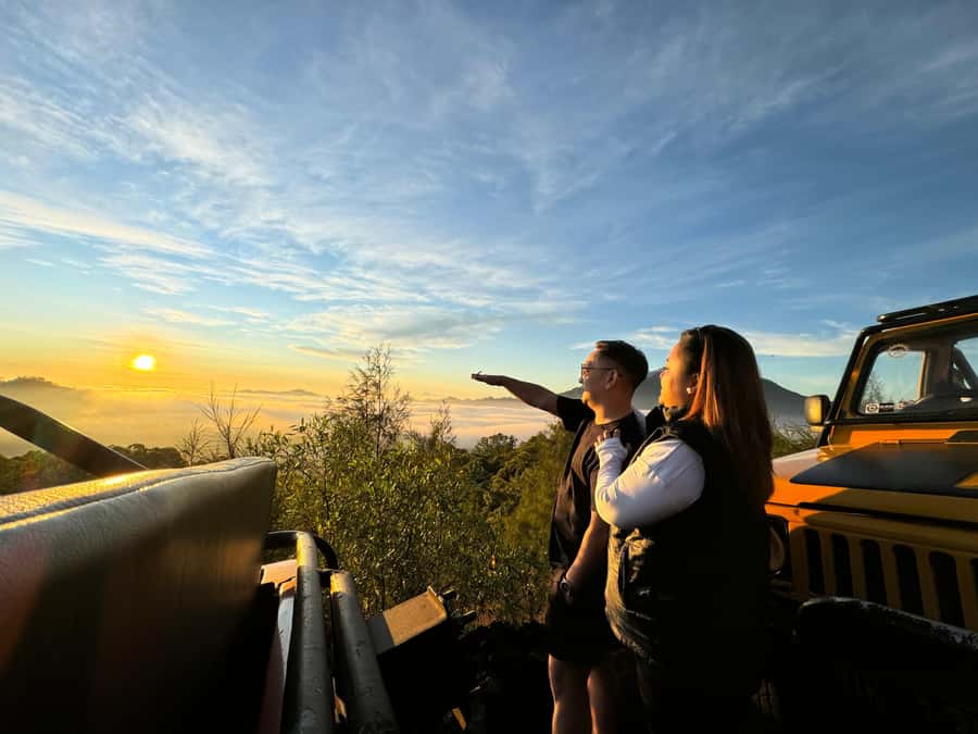 Bali : Private Sunrise Jeep Tour and Hot Spring All Include - What the private jeep ride adds