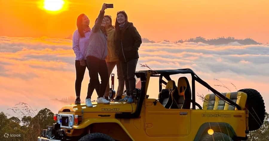 Bali: Shared Mount Batur Sunrise Jeep Tour with Hot Springs - What to pack for the cold, wet, and warm parts