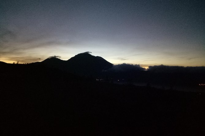 Bali Sunrise Trekking and Natural Hot spring Tour - Climbing Mount Batur by flashlight