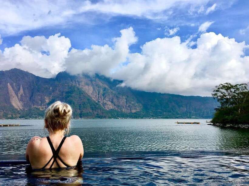 Bali: Sunset Mount Batur Jeep and Hot Spring All Inclusive - Optional coffee tasting among the plantation hills