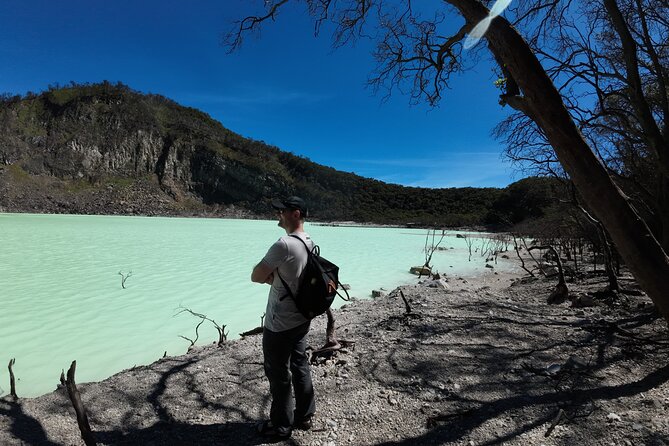 Bandung Volcano Sightseeing and Hot Spring Private Tour - Pick your Bandung volcano route first
