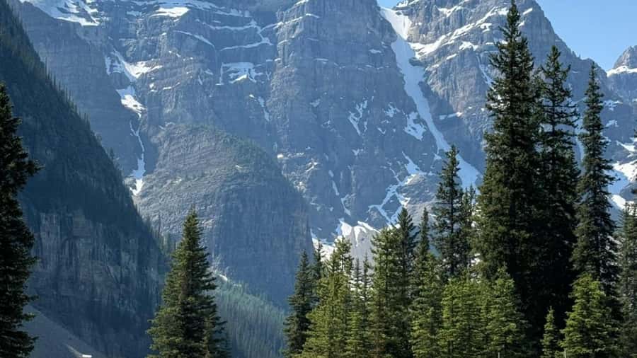 Banff: Gondola, Hot Springs, Bow falls & Three lakes tour - Lake Minnewanka, Two Jack Lake, and Johnson Lake