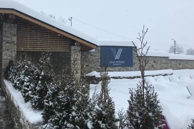 Bansko: Villa Victoria Thermal Pool Escape - Food, drinks, and time between swims