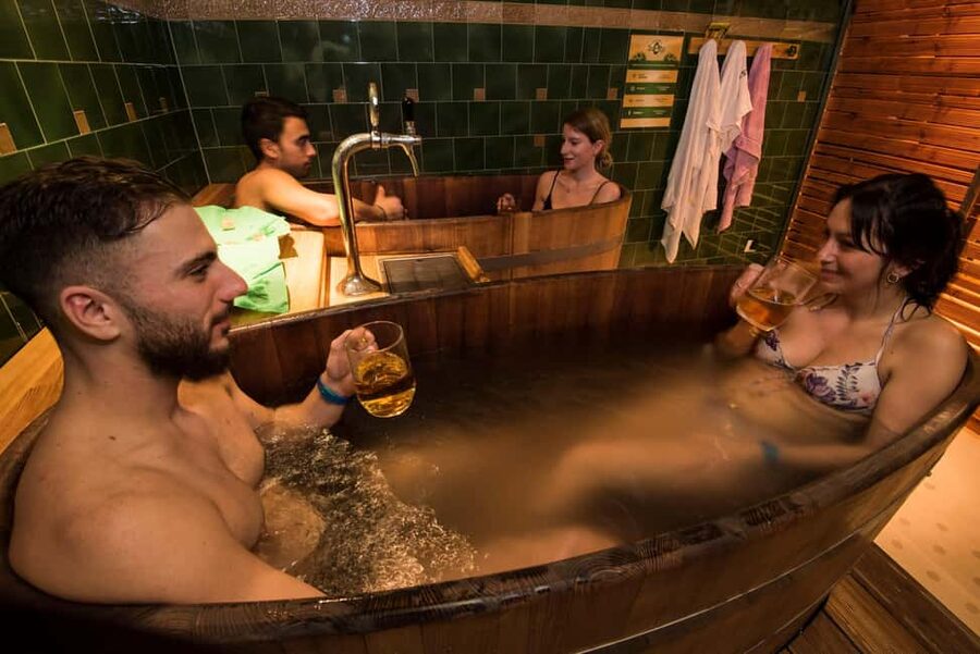 Beer Spa with optional Széchenyi Bath Tickets - BeerSpa or ordinary Széchenyi Bath?