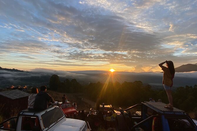 Best of Mount Batur Sunrise Jeep Tour & Natural Hot Spring - Breakfast with the volcano in front of you