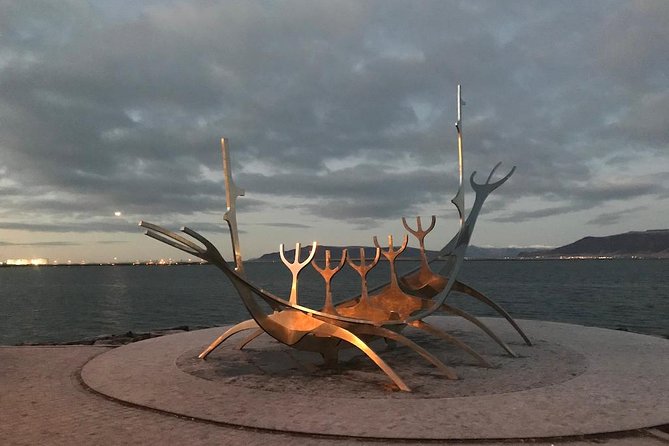Blue Lagoon & Reykjavík Sightseeing - PRIVATE TOUR - Three hours at the Blue Lagoon is the main event