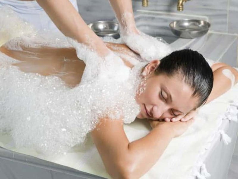 Bodrum: Turkish Bath with Oil Massage and Hotel Pickup - Helpful expectations for first-time visitors