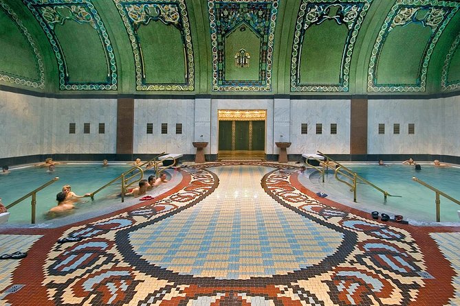 Budapest Gellert Thermal Spa Full Day Ticket with Cabin or Locker - Moving through the 13 pools