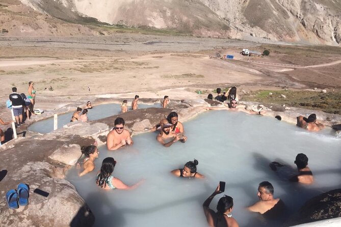 Cajon del Maipo Region - Hot Springs Termas de Colina - Six pools beneath the Andes at Termas Valle de Colina