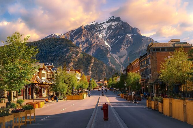 Calgary/Banff: Gondola, Upper Hot Spring, Bow Fall & Top 3 Lakes - The Banff Gondola is the visual high point