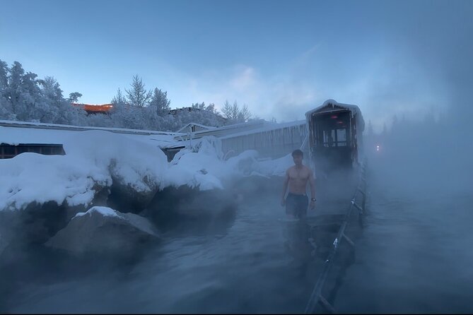 Chena Hot Spring Experience in Fairbanks - The noon pickup at Westmark Fairbanks