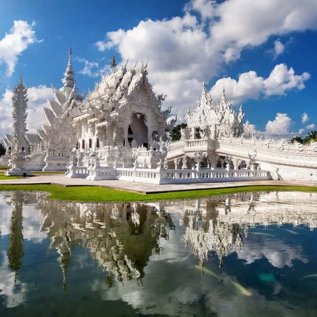 Chiang Mai: Chiang Rai Famous Temples & Hot Springs Day Trip - Wat Rong Khun, the White Temple