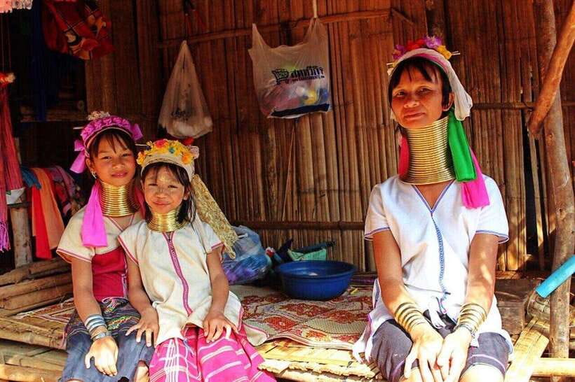 Chiang Mai: Chiang Rai Temples, Karen Tribe and Hot Springs - Is this Chiang Rai day trip worth the long road?