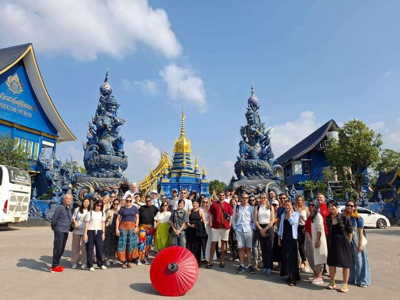Chiang Mai: Chiang Rai Temples, Karen Tribe and Hot Springs - Transport, timing, and small practical details