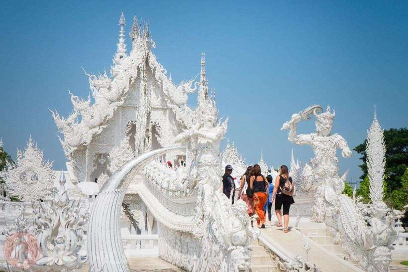 Chiang Mai: Chiang Rai Temples, Karen Tribe and Hot Springs - Mae Kachan Hot Springs gives the morning an easy start