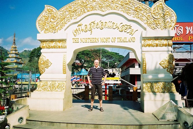 Chiang Rai in a Day: Hot Spring,White Temple,Golden Triangle,Yao&Akha Hilltribe - The return to Chiang Mai is the real cost