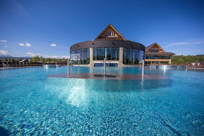 Chochołowskie Thermal Baths: Skip-the-Line Entry with Host - More than 30 pools and several ways to slow down