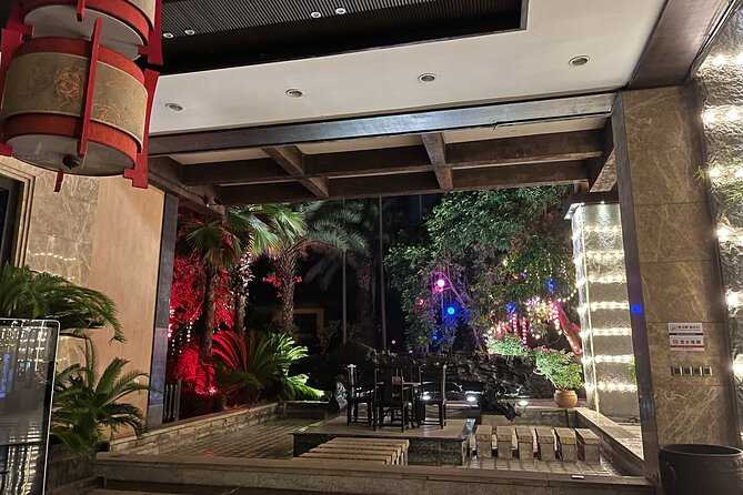 Chongqing Luxury Hot Spring and Massage Luxury Meal Private Tour - Thirty dishes, drinks, and desserts