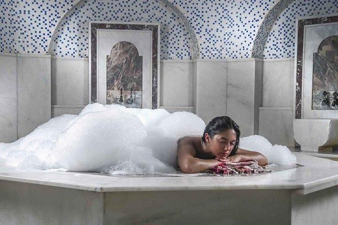 Cleopatra Massage Bath VIP Jacuzzi Sauna & Steam bath - Hurghada - The scrub, coconut mask, and foam treatment