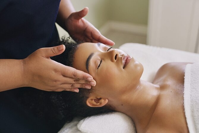 Cleopatra's Deluxe Spa Treatment with Massage, Sauna, and Jacuzzi - Fifteen Minutes to Rest, Drink, and Reset