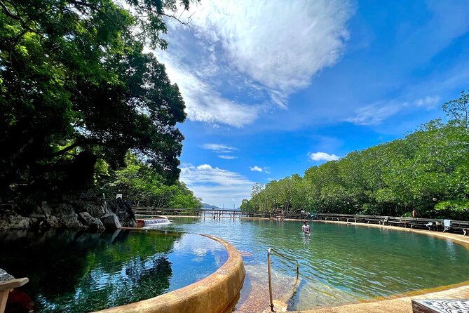 Coron: Town Tour with Maquinit Hot Spring - The town stops: useful orientation or filler?