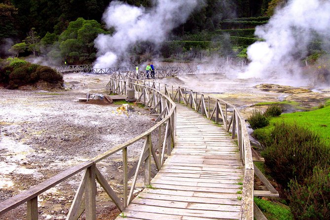 Couples PRIVATE Hybrid 4X4 Tour - Furnas (Inc Hot Springs and 3 Course Lunch) - Furnas town’s second thermal zone