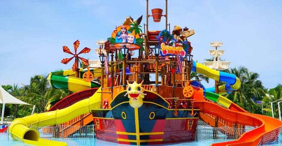 Da Nang: Mikazuki Water Park 365 with Onsen E-Ticket - Handling Crowds, Safety, and Park Rules