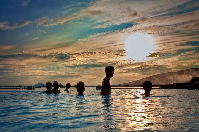 Day Trip to Lake Mývatn And The Nature Baths from Akureyri - Guides make or break a full day